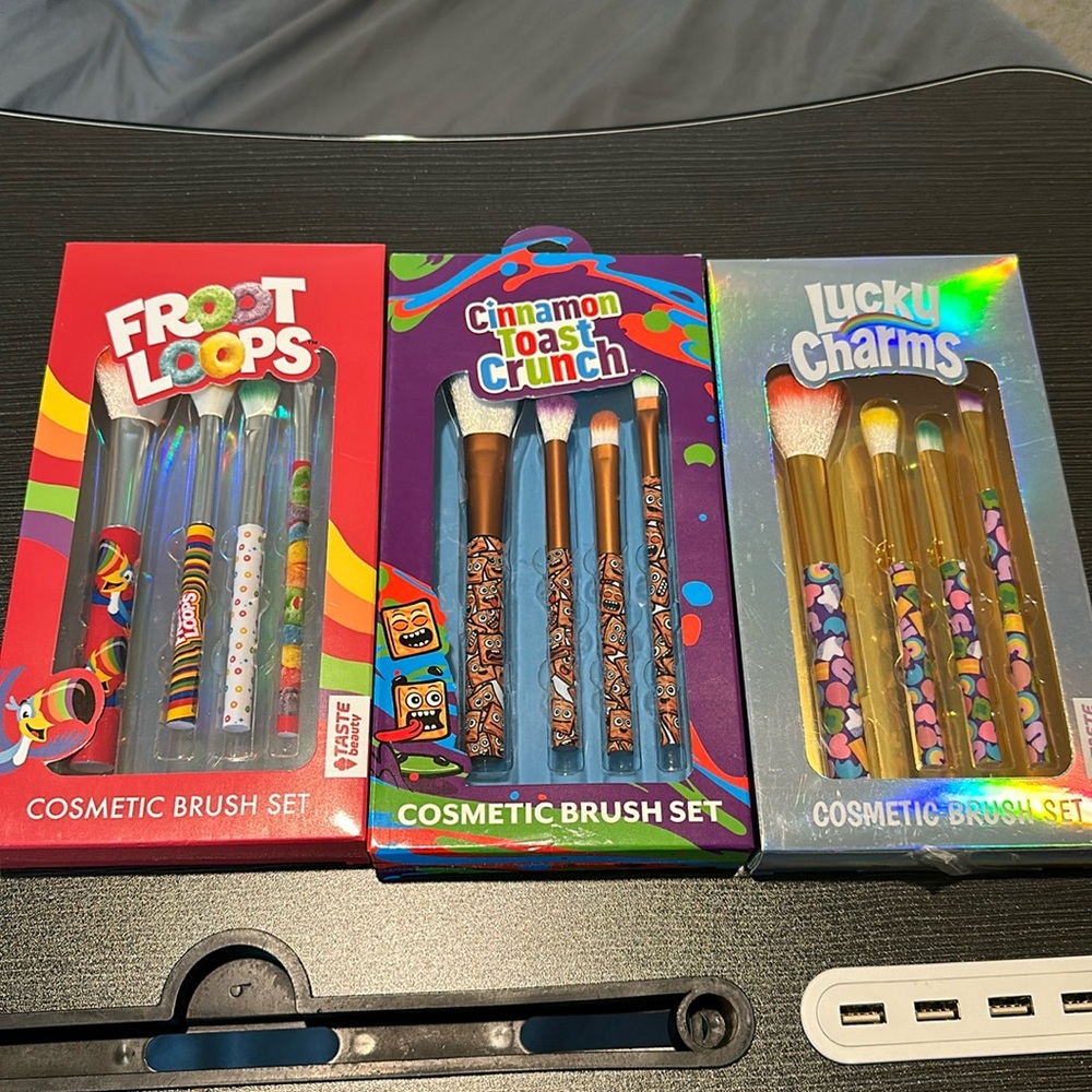 Cosmetic Brushes Favorite Cereal